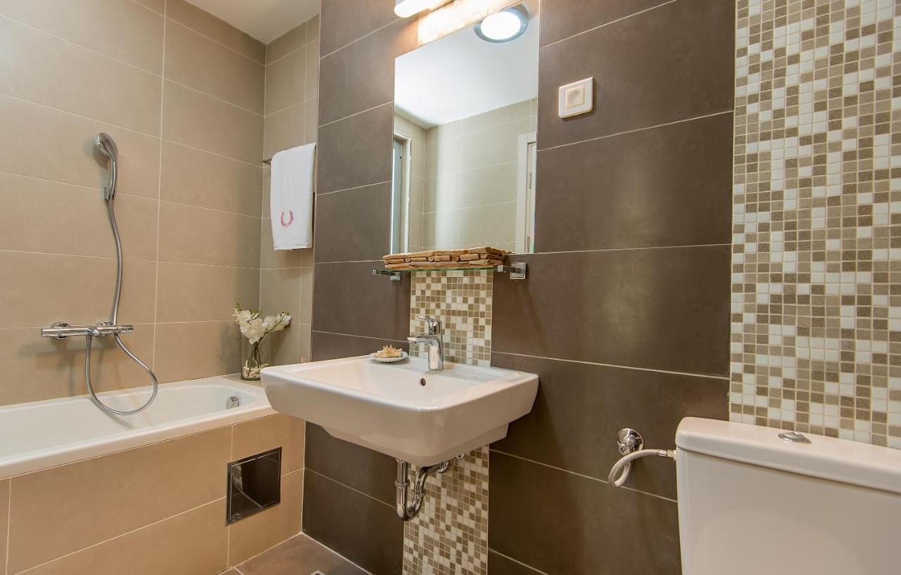 Lavender Bay Apartment C32 Donji Morinj Extérieur photo